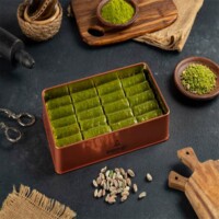 Koskeroglu Pistachio Wrap Baklava Metal Box 750 gr (26.46oz)