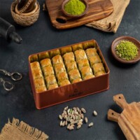 Koskeroglu Special Prince Baklava with Pistachio 725 gr (25.57oz)