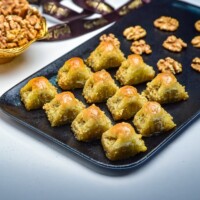 Jimjik Baklava with Walnut Hafiz Mustafa